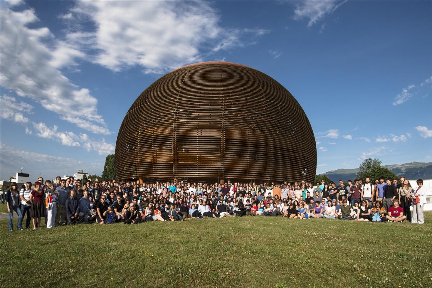 CERN welcomes summer students
