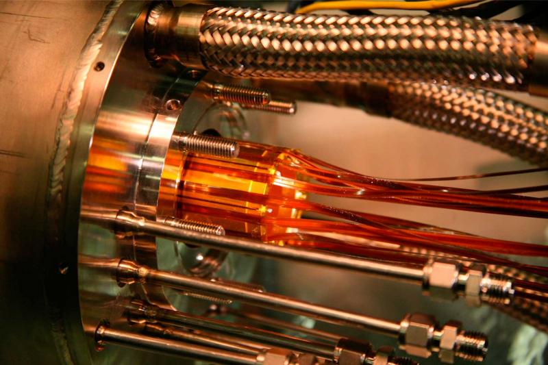 ALPHA makes, captures and studies atoms of antihydrogen and compares them with hydrogen atoms