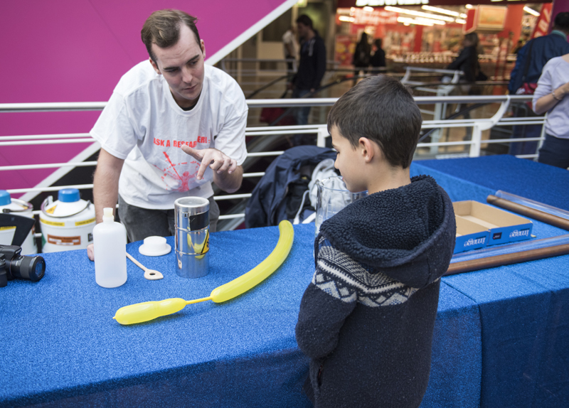 Researchers' Night: Science at the shops